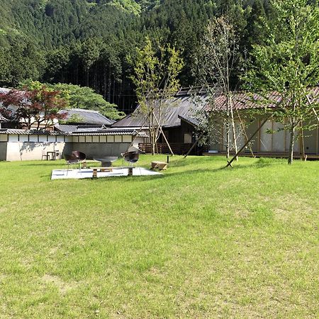 Satoyama Hotel Kanenone Tamba Майбара Экстерьер фото