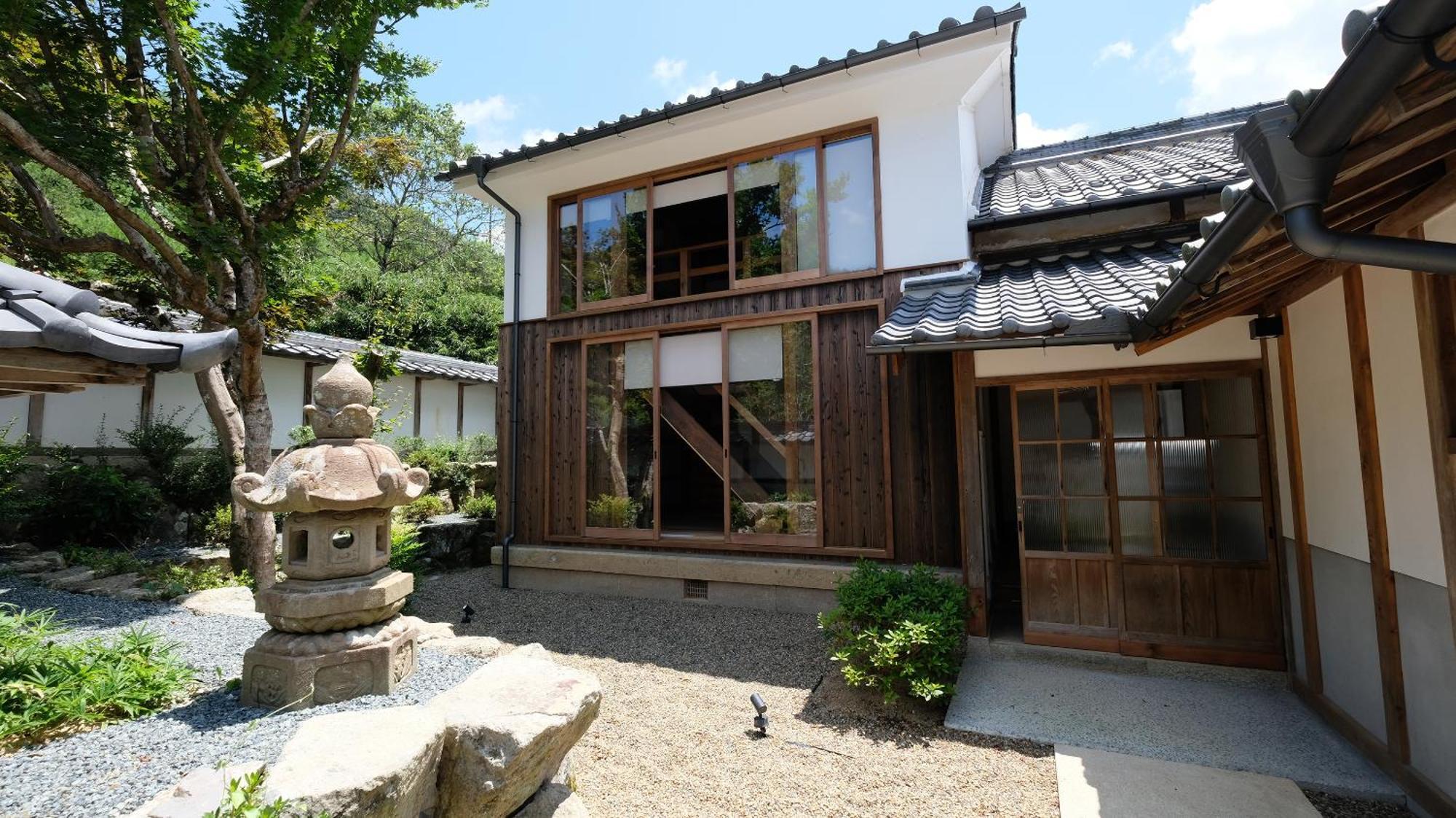 Satoyama Hotel Kanenone Tamba Майбара Экстерьер фото