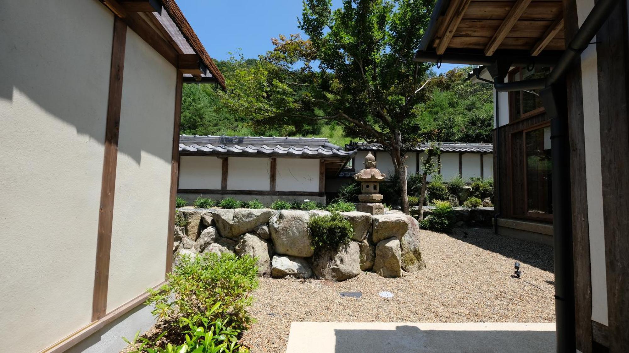 Satoyama Hotel Kanenone Tamba Майбара Экстерьер фото