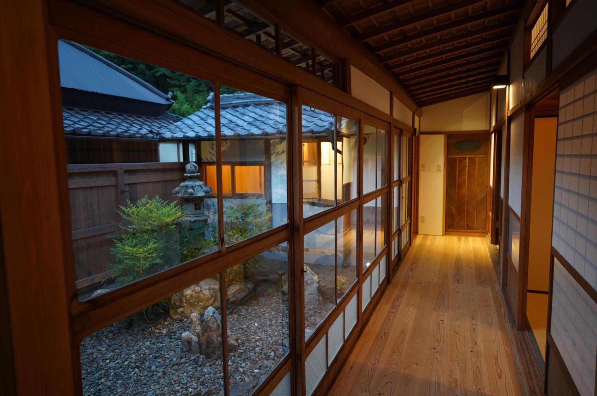 Satoyama Hotel Kanenone Tamba Майбара Экстерьер фото