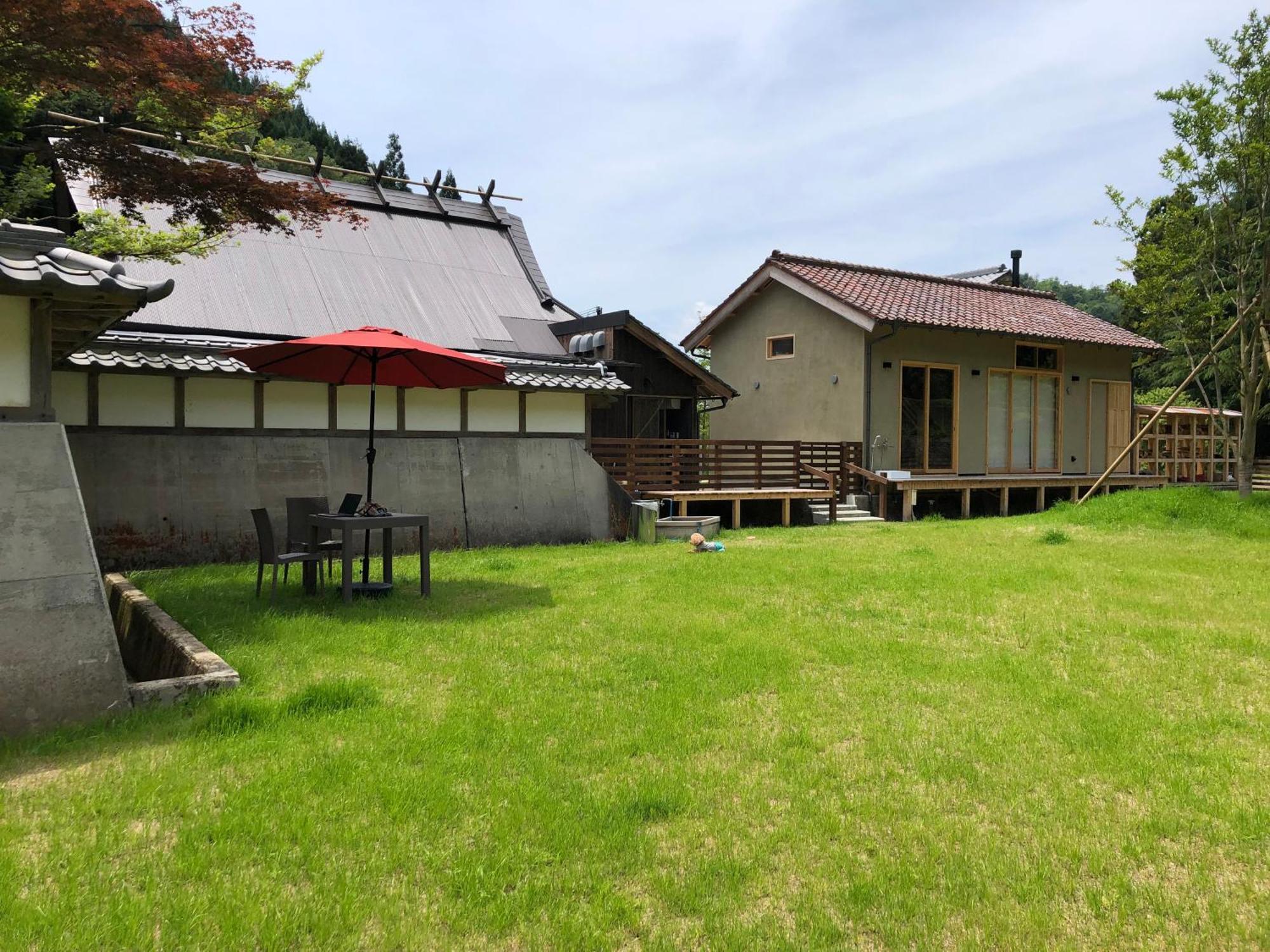 Satoyama Hotel Kanenone Tamba Майбара Экстерьер фото